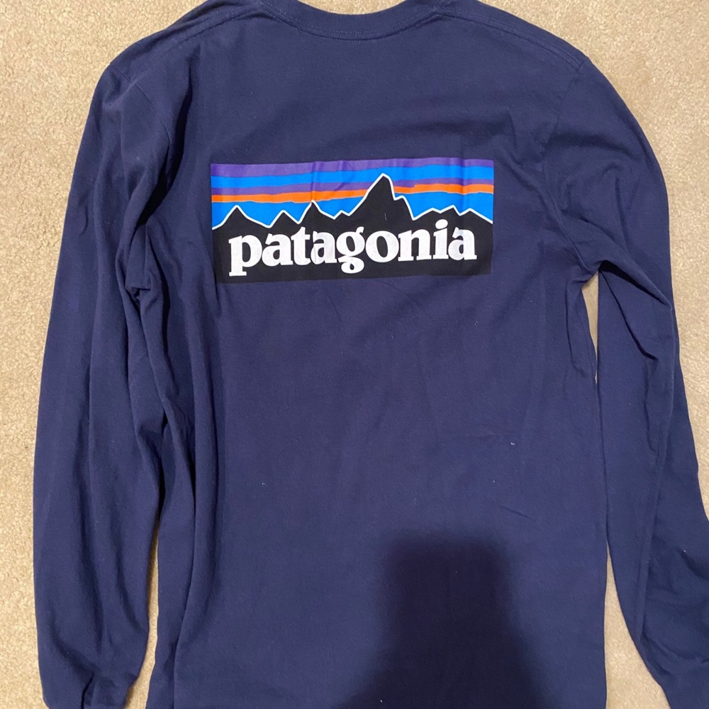 Brand new Patagonia long sleeve